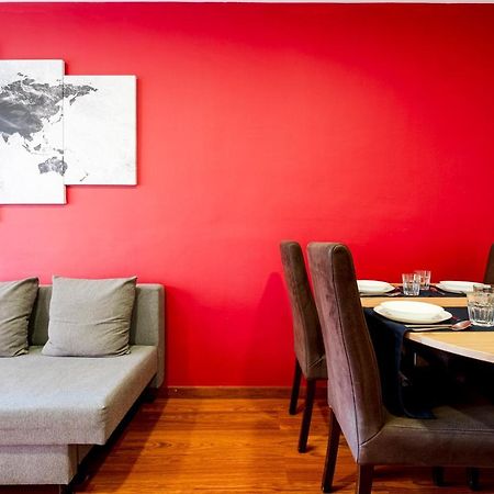 Three Bedroom Apartment In Sants Barcelona Exterior foto