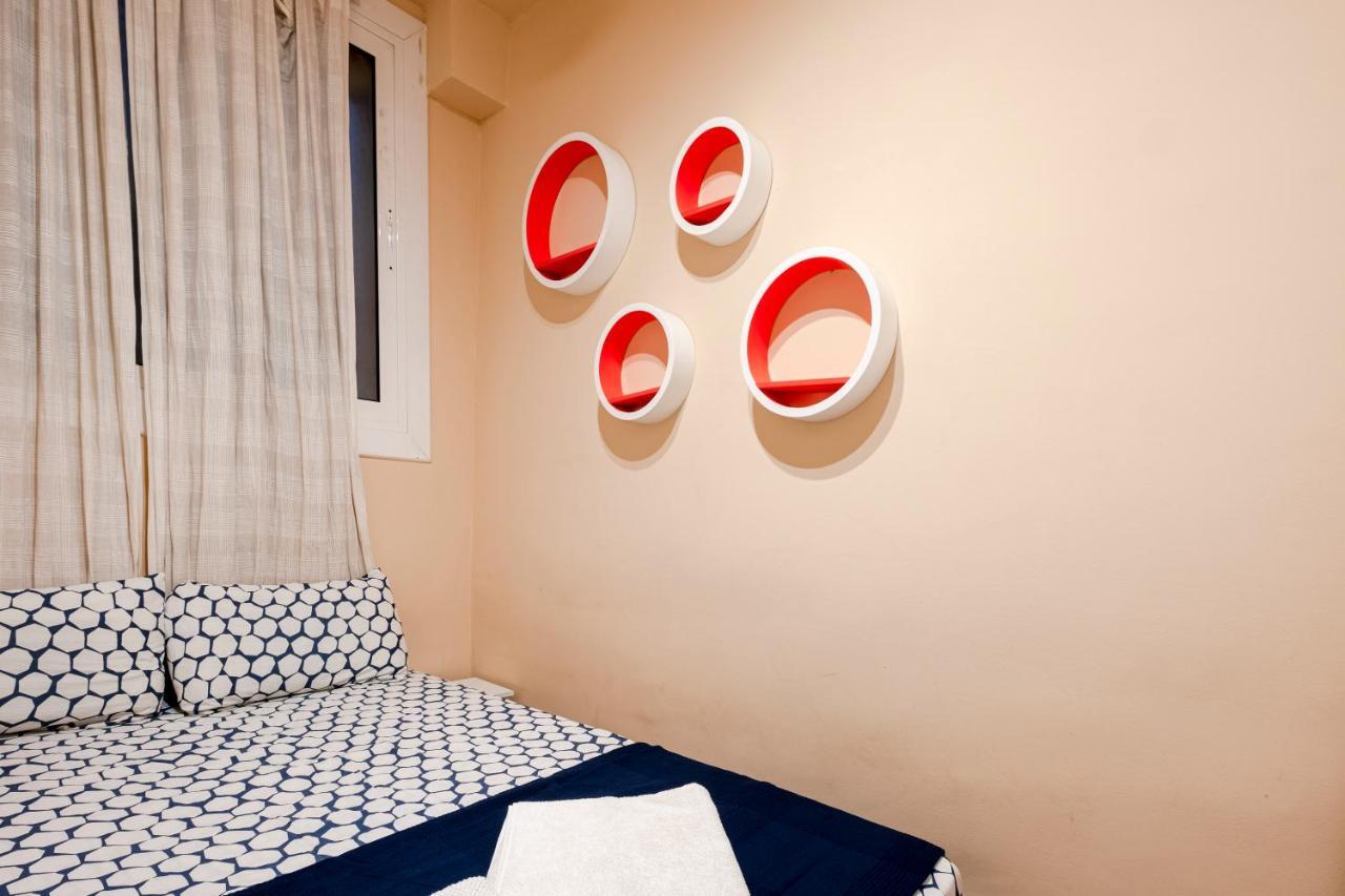 Three Bedroom Apartment In Sants Barcelona Exterior foto